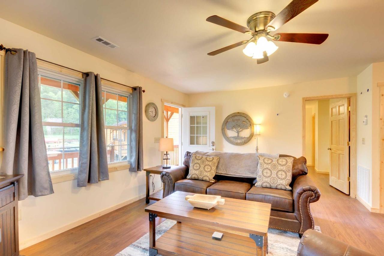 Cozy Cabin On Tuckasegee River - Near Bryson City Buitenkant foto